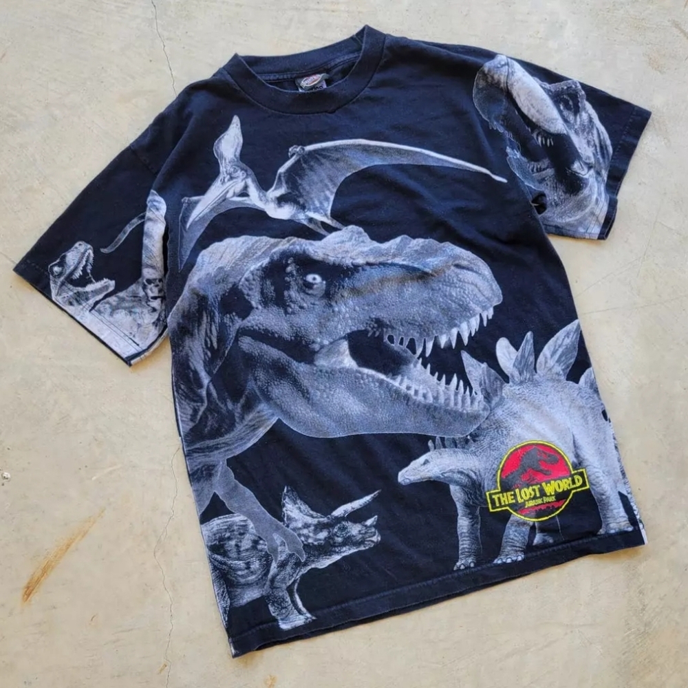 Vintage Murina USA 1997 Jurassic Park Movie AOP T Shirt The Lost World Size L